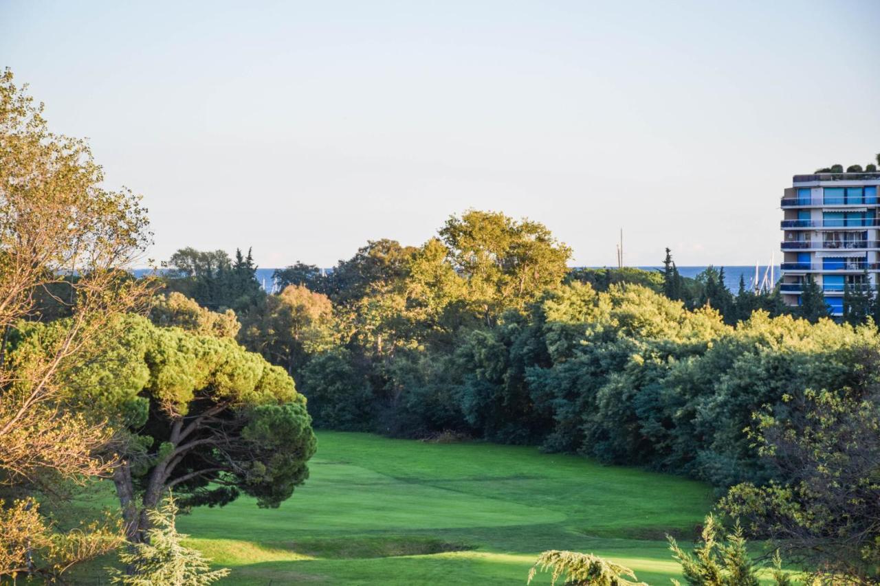 Les Golfeurs VII Appartamento Mandelieu Esterno foto