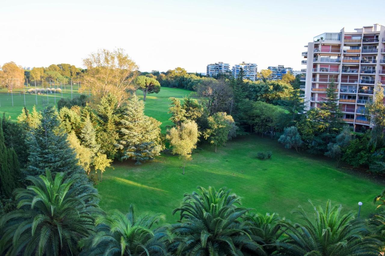 Les Golfeurs VII Appartamento Mandelieu Esterno foto